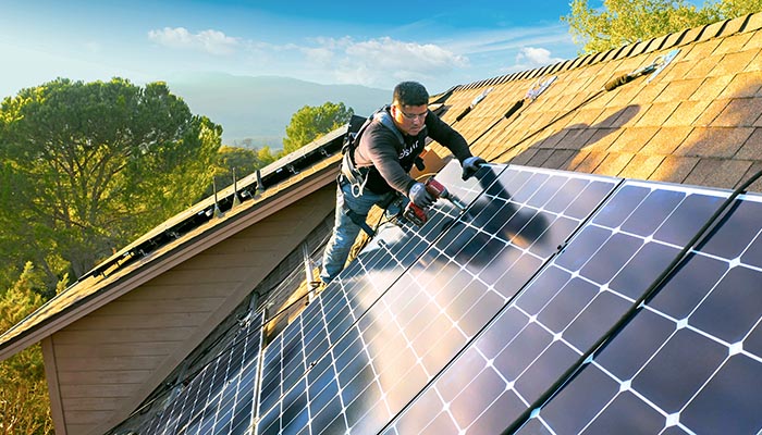 how-much-solar-power-can-my-roof-generate-the-solar-whiz